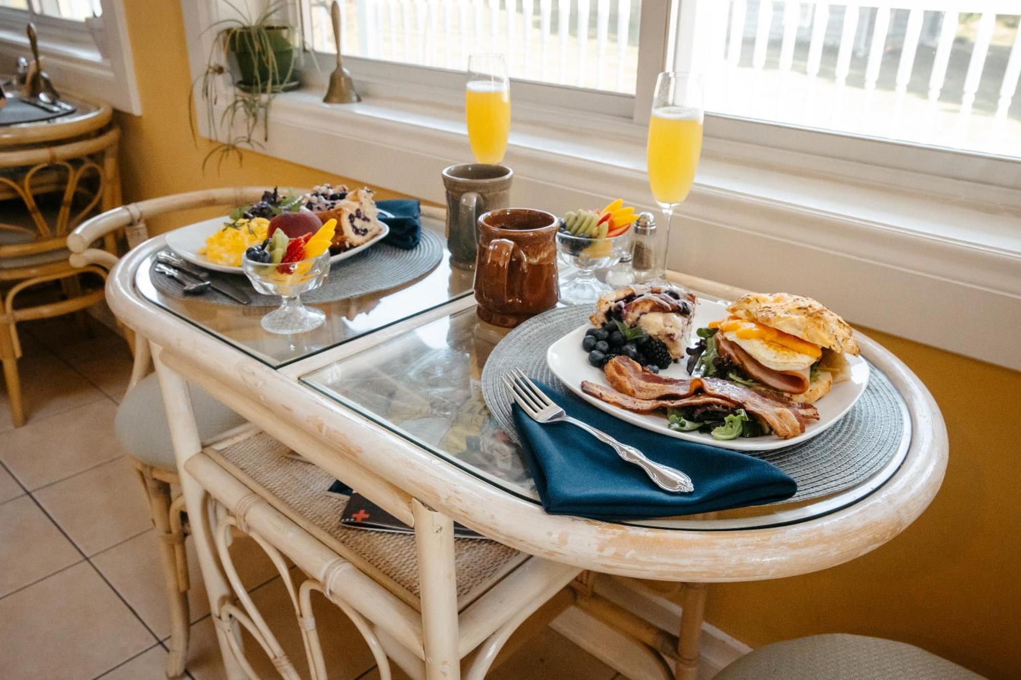 Friendly City Inn B&B Харисонбург Екстериор снимка