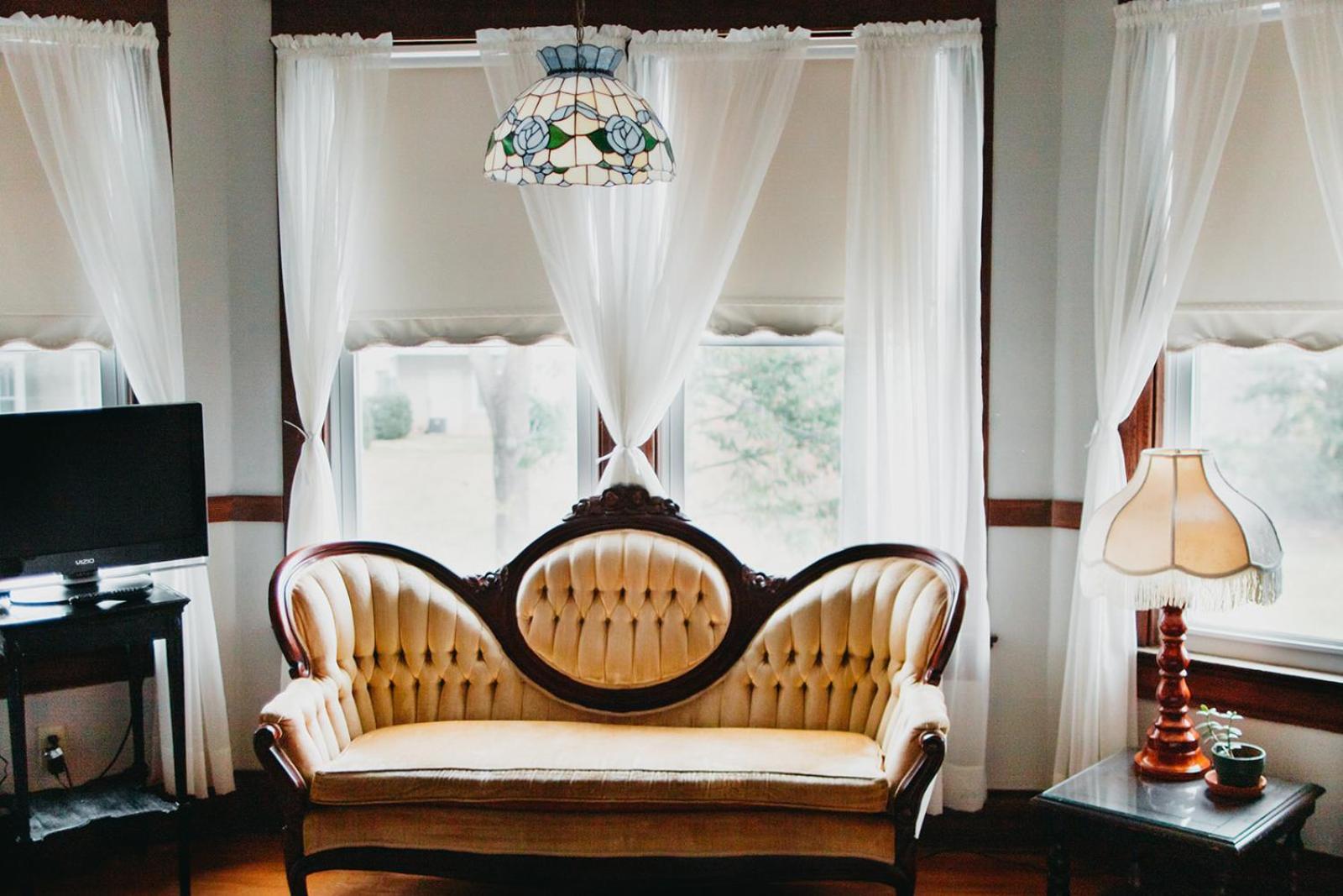Friendly City Inn B&B Харисонбург Екстериор снимка